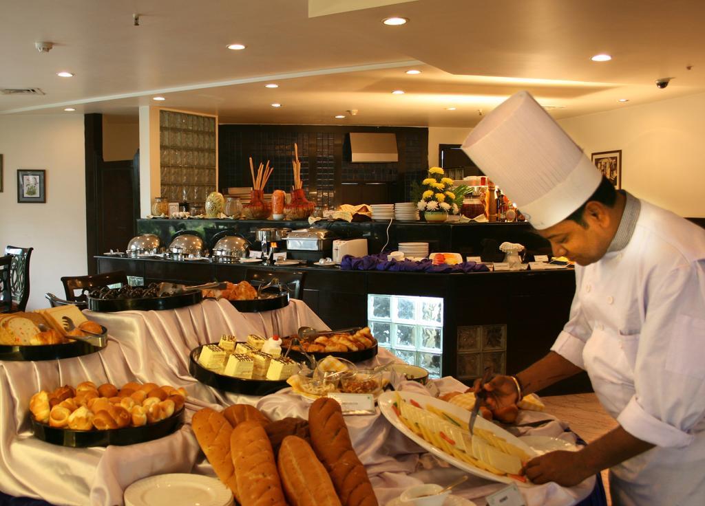 Hotel City Park Delhi  Extérieur photo